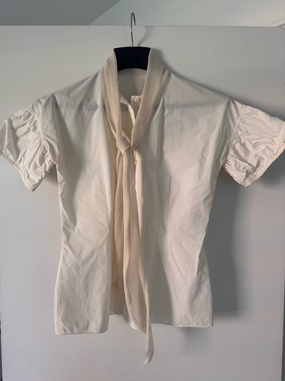 Valentino White/Cream Tie-Neck Short Sleeve Blouse, US 6